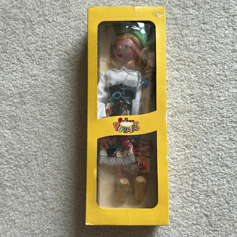 Vintage Pelham Puppet Marionette Toy - Mitzi - Picture 12 of 16